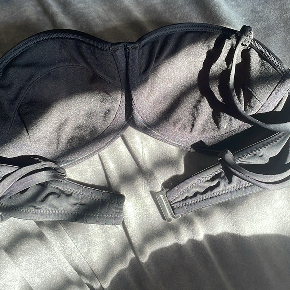 Size small padded bikini top La vie en Rose - Picture 4 of 4